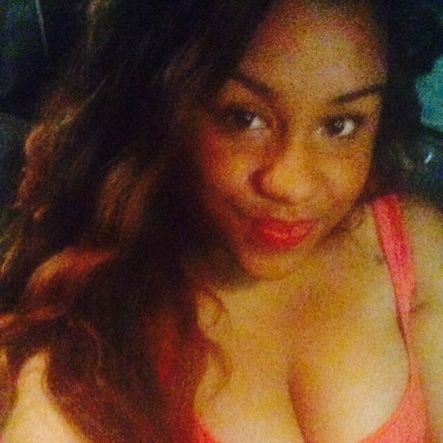 21 years young ; WMU16 ; insta: _red18_ snapchat:theenickster18 follow