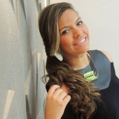 Sou muito mais que essas letras, frases e fotos que falam sobre mim. Sou as minhas atitudes, os meus sentimentos, as minhas idéias