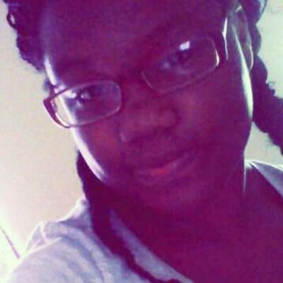 FOLLOWWW MEE && MA TWIN @Markisah_ & FOLLOW THE BAEE @Nookieee__& MY ANOYING ASS SISTER @People_Kill_Me