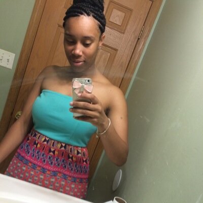 FRESHMAN IN COLLEGE. I'm A Child Of God (: #BeyondBlessed. I love To Eat & Have Fun.