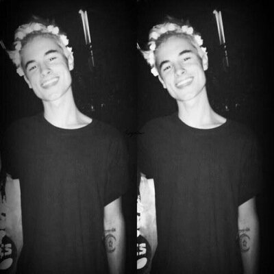 New acc :) forever 6/6 . I have a weakness for Kian Lawley in flower crowns