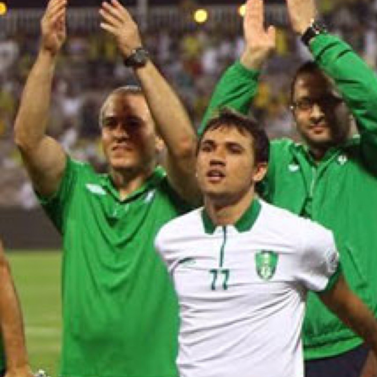 انا واخويا جسدين بقلب احبكم كلكم