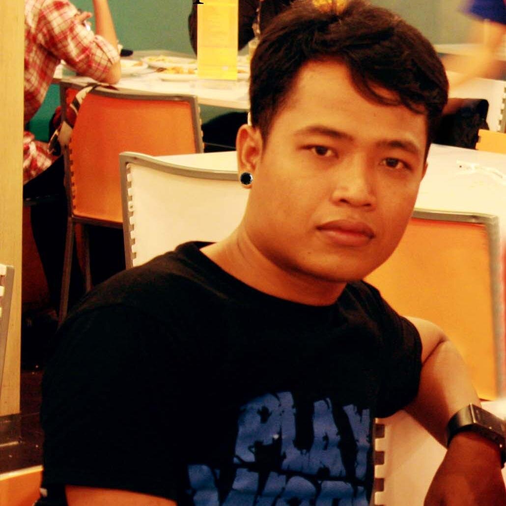 Masa lalu memang menyimpan banyak kenangan namun itu bukan alasan tuk tak terus melangkah ke depan