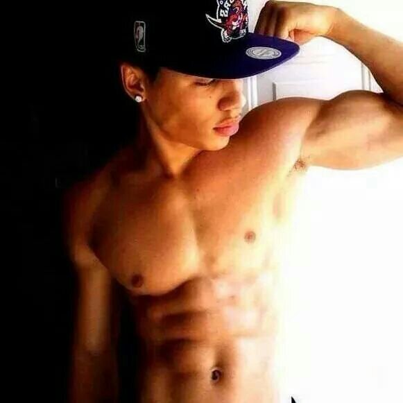 Manny Vocalz on Twitter: "My Body Pics Tho #TeamVocalz #LIKE http://t.co/gx88A0L4Ir"