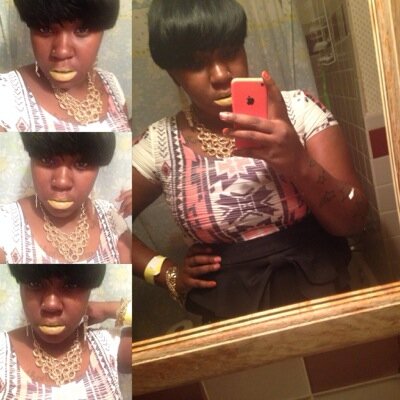 Aboss ass bitch like me think about money 24/7 yesss bitch yess Mi'LondonmoneyschoolBTW free my love Lj bad bitch get yo
