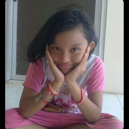 Mersya_Ananda's profile picture. Folow back