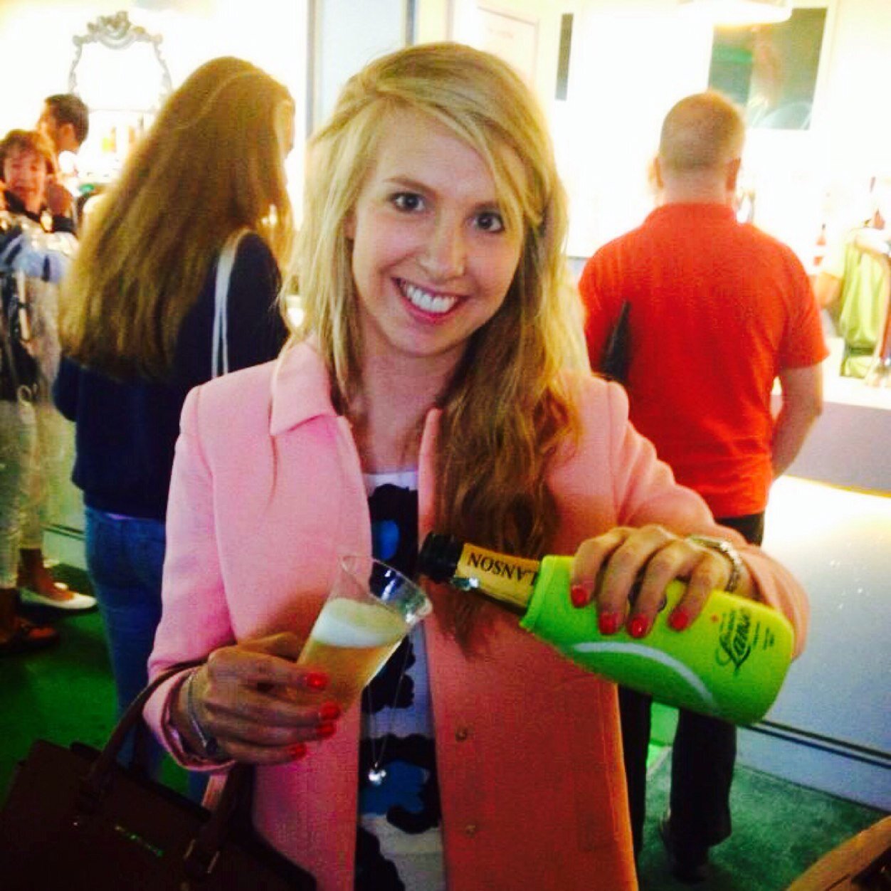 ZoeBenedict2802's profile picture. Foodie, Home Cook, Fitness Lover and Blogger as well as the day-job South West London http://t.co/sCjXmAM7Jl