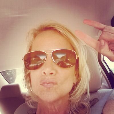 SusanDare2's profile picture. 