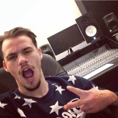 samychouli's profile picture. 