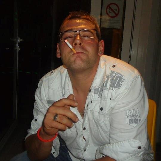 aime la peche et les sortie entre amis le rallye