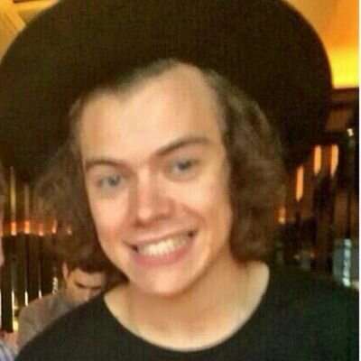 follow @voidedstyles pleaseeeeeeee i beg