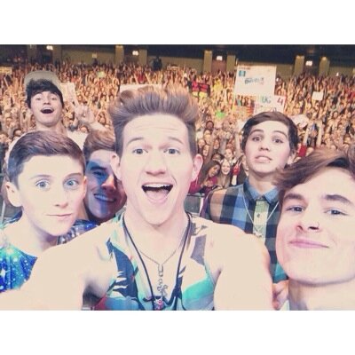 pizzapottorff's profile picture. o2l & magcon boys & pizza