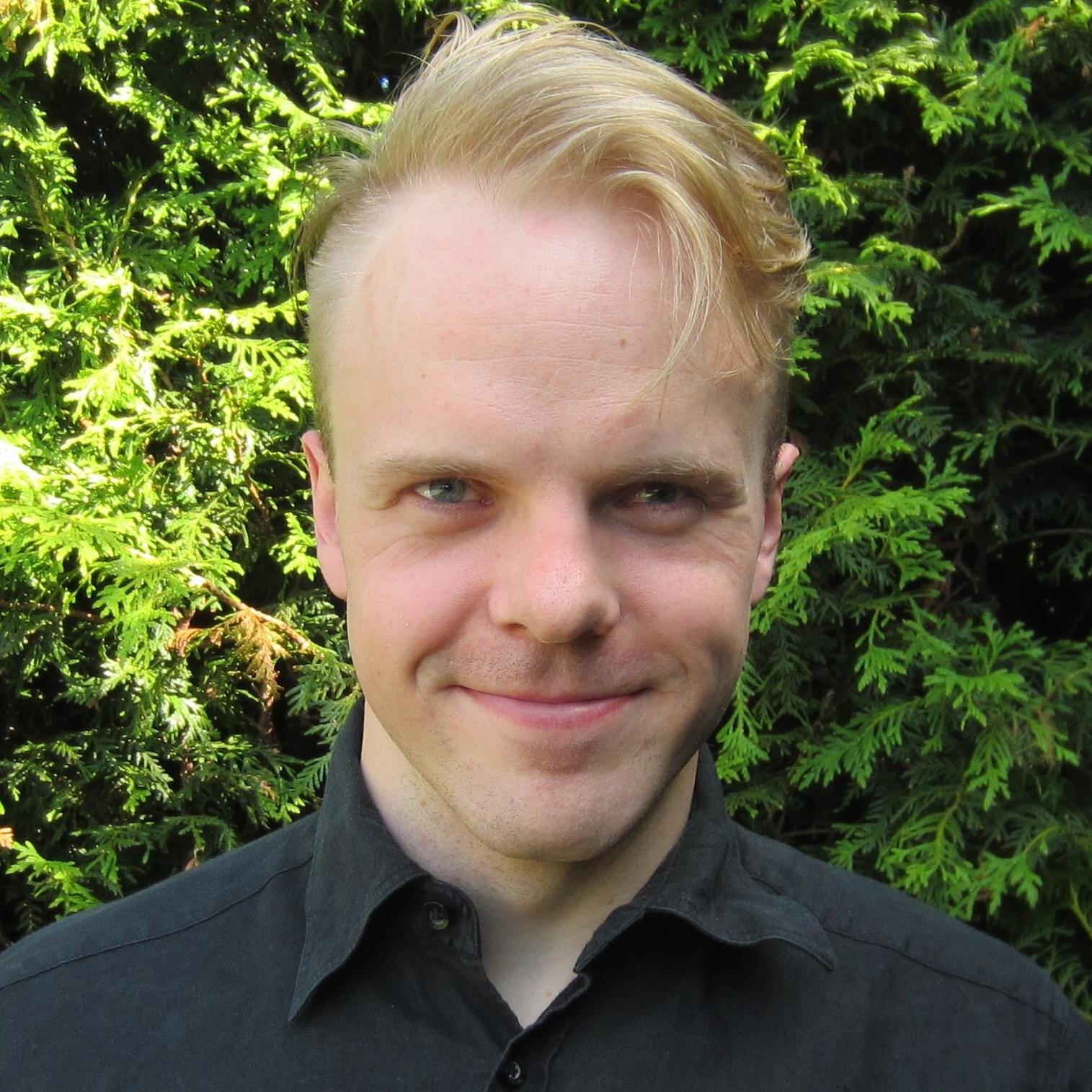 Olle Linge (凌雲龍) Profile