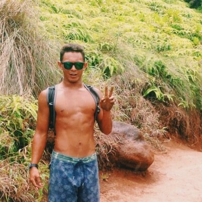 KainoaMattoes's profile picture. chillax and go surf