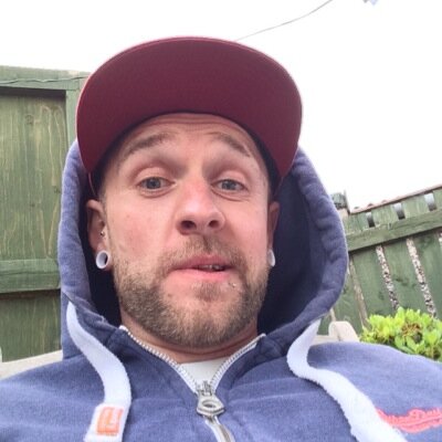 littlechop83's profile picture. MMA Junkie  Football nut ⚽️ total comic geek