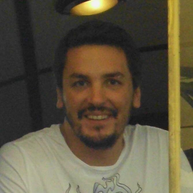 Loves building products and basketball. Product @ OLX Autos & letgo. @BilkentUniv CS Alumni