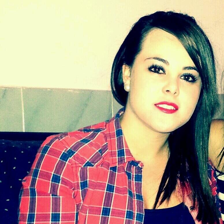 paulalopezz24's profile picture. 