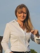 Termin-Jongleurin, Marketing-Tante, Pferde-Mutter, Hunde-Sklave