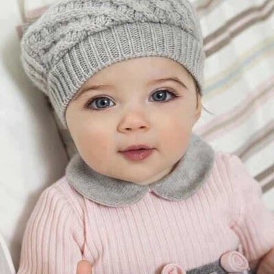 فتاة في الثلاثينات مزاجية نوعاً ما محبة للخير صاحبة قلب كبير ومسامح تضيفني اضيفك ولا جعل عيني ماتشوفك ماني بميته علي الفولو حقك الخاص ⛔️السعودية