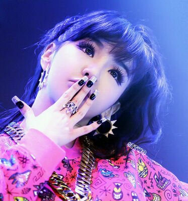 YG all the way. but gurlll i love 배수지.