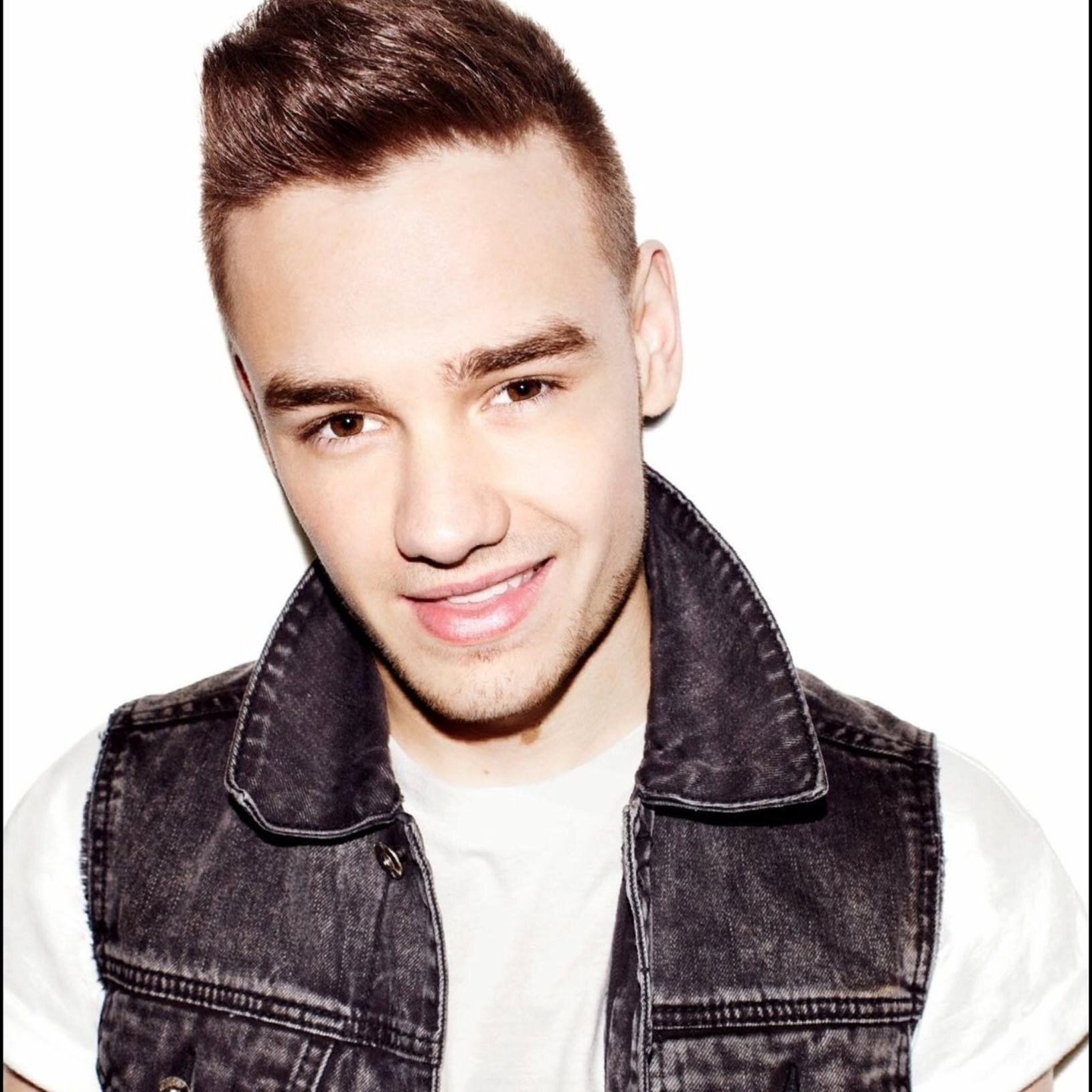 I love you but never as much as Liam does. Stay safe. - @capelesspayne free follow xox