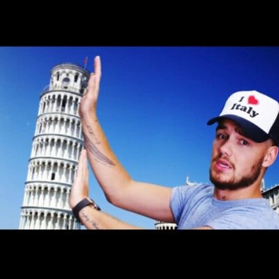 My heart is in San Siro stadium ... Liam you are my batman 29/06/2014 #wwatour in San Siro