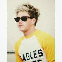 EMMAstyles132's profile picture. I love you @Harry_Styles @louis_Tomlinson @Real_Liam_Payne @zaynmalik @NiallOfficial @onedirection @5sos @selenagomez @justinbieber @austinmahone @littlemix