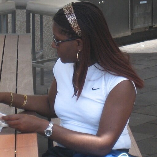 Writer, motivaltional speaker, charity fundraiser. Interested in people and personal development. Learn more click https://t.co/UQWFWuROjX