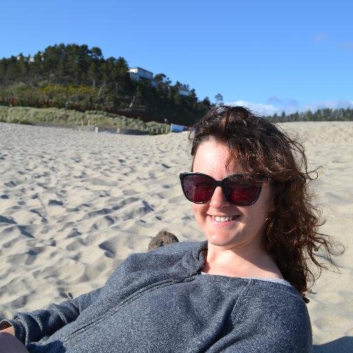 Welsh speaker living in Southport. hiking, paddle boarding, food and wine.