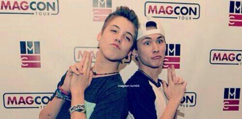 This is a free follow account. Go follow my original: @OhhhMattsBae
