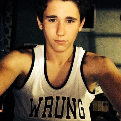 Pierrebrnd94's profile picture. Je ne fais jamais semblant, aussi réel que l'avenir est sanglant
Paroles de paix et de haine enterrent mon cœur dans un drap blanc
#3g #b2o #booba !