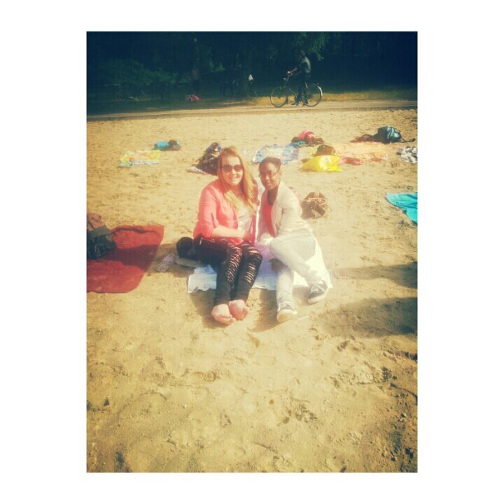 follow me on instagram: demixveenstra.  ♡