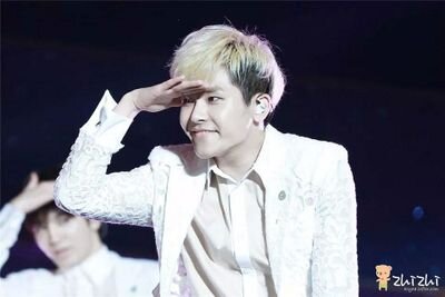 อันยองคร้าบบบ ผมคือโฮเบบี้ ก็ไม่มีอะไรมากหล่อและน่ารักไปเรื่อยๆ ,เกาคางㅋㅋㅋ real: @hoya1991 •|☆หมูฮิม&นุ้งซู☆|• ♥ที่รัก:@BAPYJBTH ♥130713♥ ♪210513♪