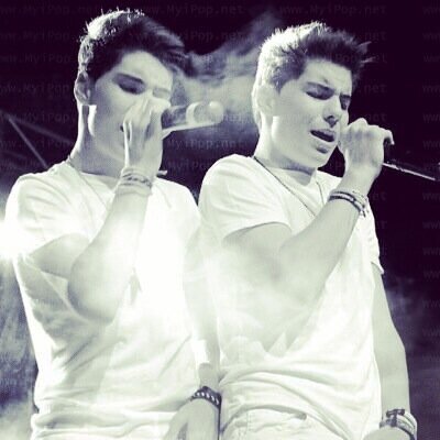 Club Fans Oficial Gemeliers Music. #NoSonUnoSonDos #OrgulloGemelier #GemeliersSevillanas #CFGemeliersMusic