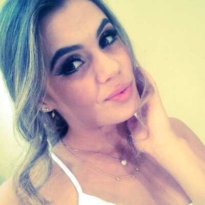 Insta : @stefanisaraiva