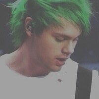 ☻ hello sunshine, hope your day is going well follow my main @nahcalum and ask for a follow back ily ☻