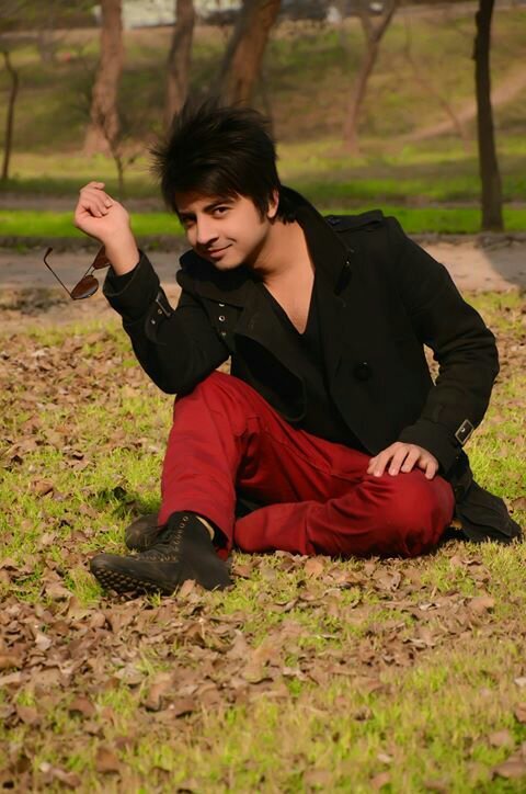 Professional http://t.co/7dEgGiJtWD at #Balaji telefilms.  ABCD 2. Dance Bangla Dance Season 6 participant.Boogie Woogie 1st runner up..Nanhe Bache Film