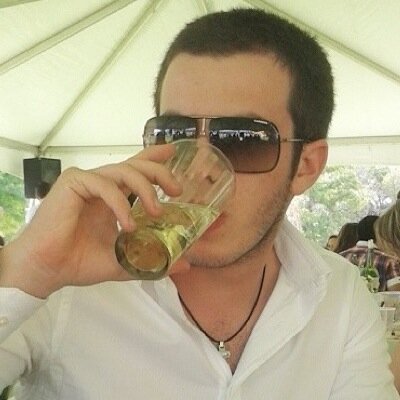 ¿Que no encuentras buenos tuits? Ay Wey Equis, aqui los tienes.h