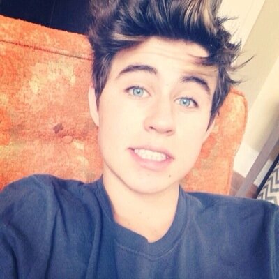hey u bae would u follow @cashewsbaex pls it means alot tysm if u already do ps:ur fav will fuck ya if u did ily