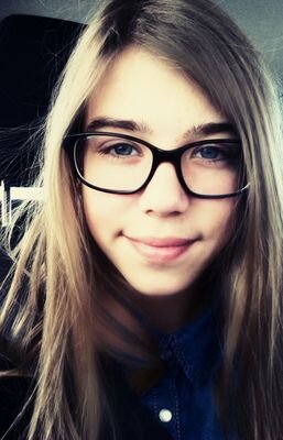 I love food  :D ^^ :)* That all what you have to know about me :) Or you can know that : I love One Direction, 5sos and Bars and melody. :)*