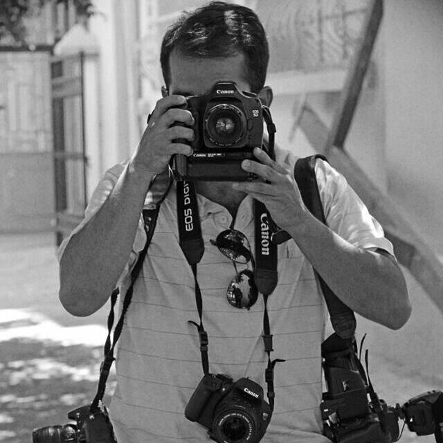 Freelance photojournalist.