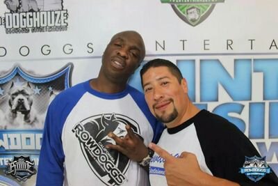 Clothing Line rep./ Graphix @ ROWDOGGS ENTERTAINMENT