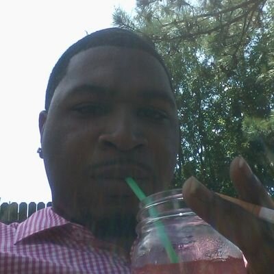 ExzavieraM's profile picture. 