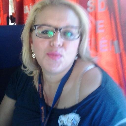 AMAR É MEU LEMA,AMAR E SER AMADA,ESTOU FELIZ.............AMANDO MUITO..........