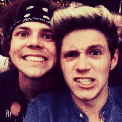 messages from your sunshine { follow @lipringniall }