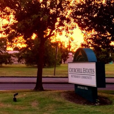 A retirement community providing quality senior living to the Eugene/Springfield area since 1978.