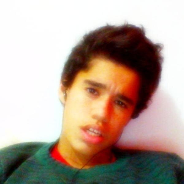 Alyno111's profile picture. 