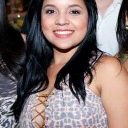 ♥ Karoline Garate ♥ -Futura Médica, apaixonada por música, capuccino e música ,y Daddy Yankee *-*