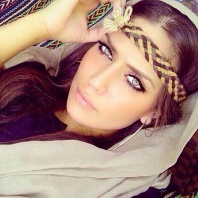 looksoftheworld's profile picture. The best looking people from around the world. DM your photos in with your ethnicity