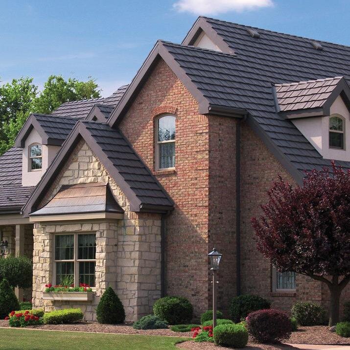 We are a family run construction company.